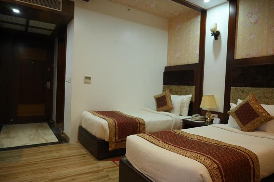 Square Inn Hotel,Varanasi Dış mekan fotoğraf
