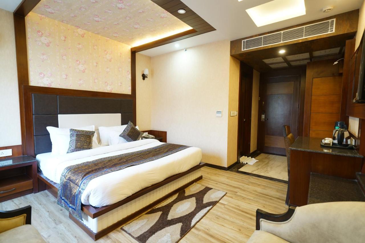 Square Inn Hotel,Varanasi Dış mekan fotoğraf