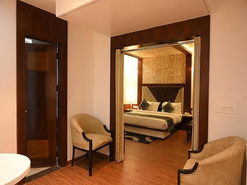 Square Inn Hotel,Varanasi Dış mekan fotoğraf