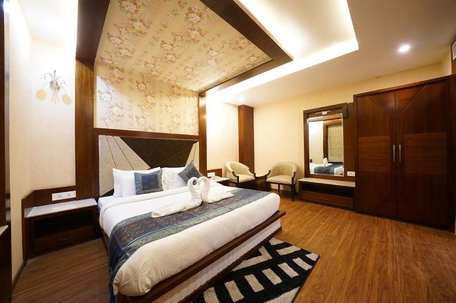 Square Inn Hotel,Varanasi Dış mekan fotoğraf