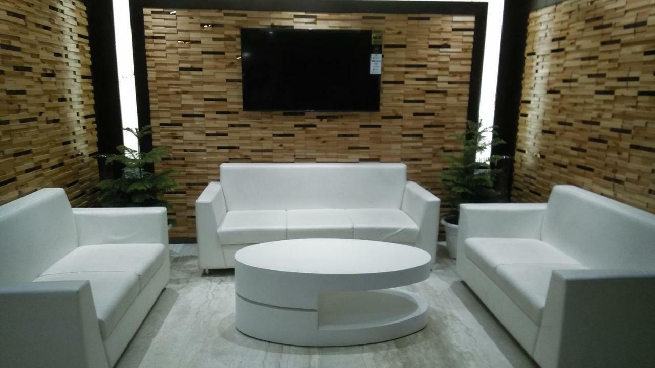 Square Inn Hotel,Varanasi Dış mekan fotoğraf