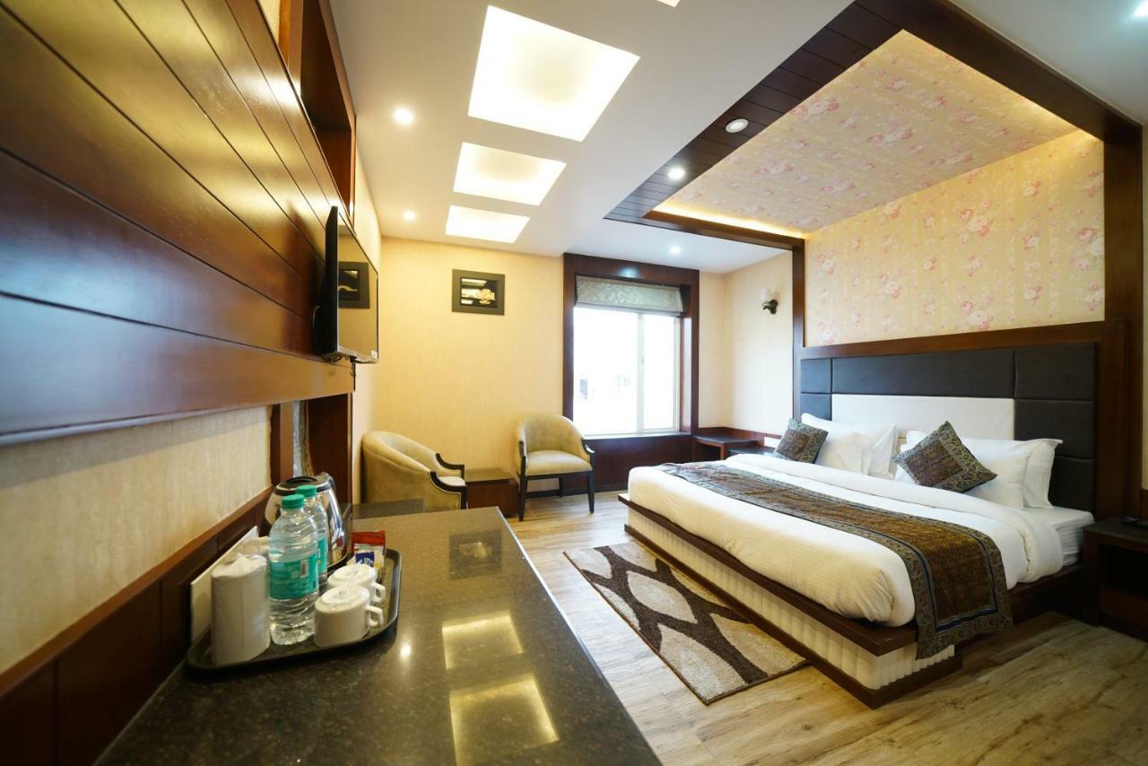 Square Inn Hotel,Varanasi Dış mekan fotoğraf