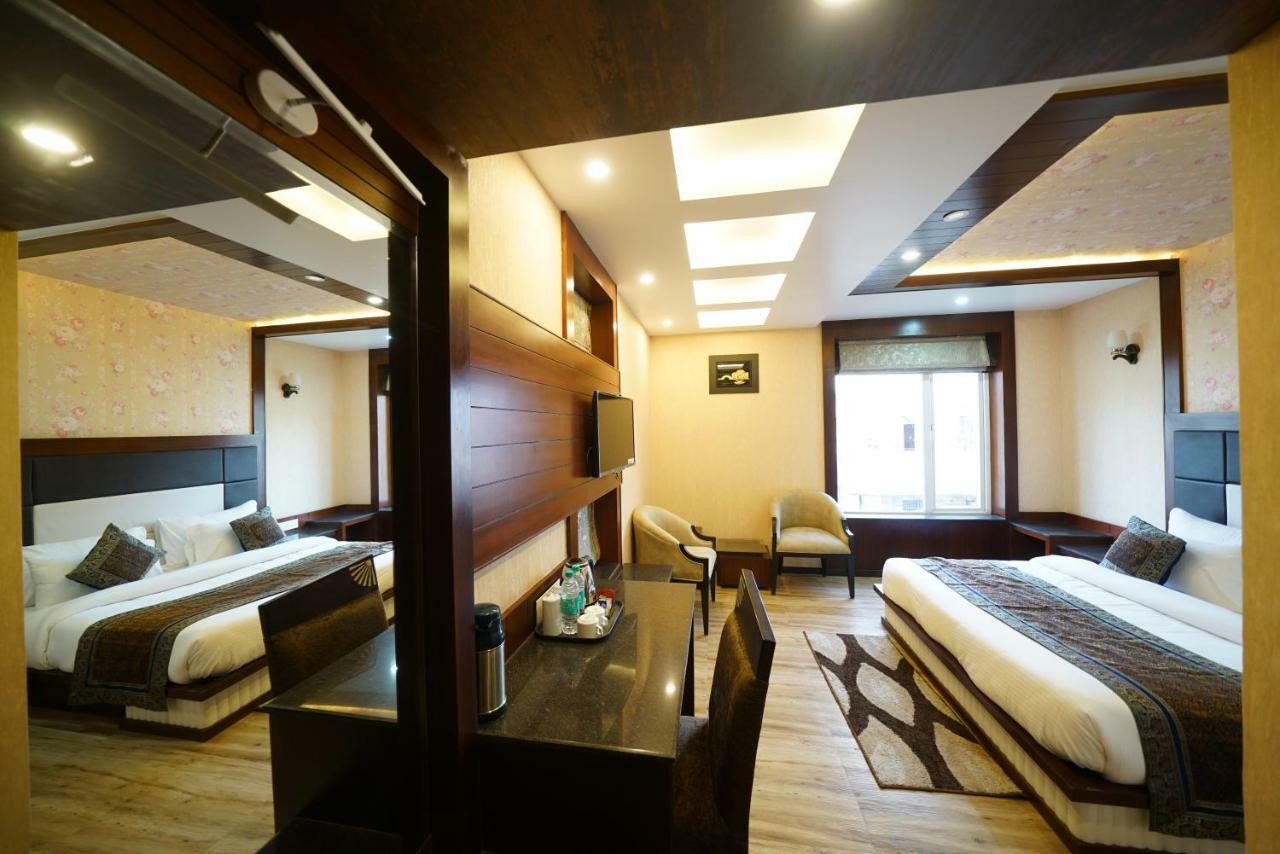 Square Inn Hotel,Varanasi Dış mekan fotoğraf